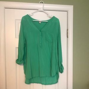 XL Green V-Neck Top